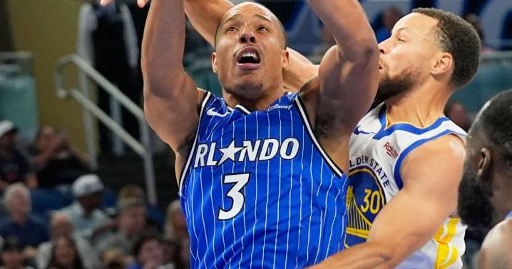 Magic turn back Warriors 121