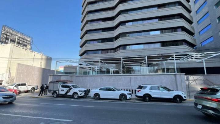 Revelan video donde influencer regia privó de la libertad a una mujer en centro médico