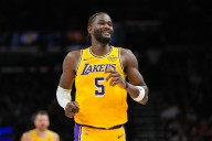 Lakers Get Key Boost With Important Return From Injury vs Mavs