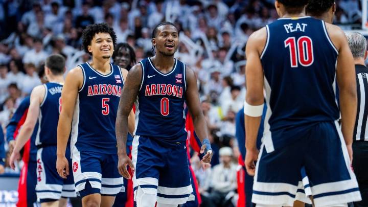 No. 4 Arizona dominates paint battle in win at No. 3 UConn