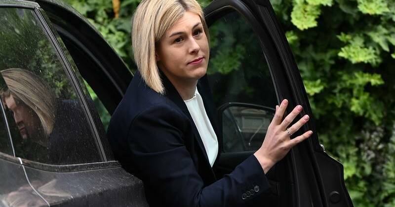 Liberals seek fresh face to rise out of poll doldrums