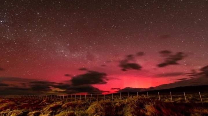 Tormenta solar y espectáculo de luces y colores en el cielo patagónico