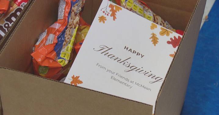Denver elementary school feeds dozens of families for Thanksgiving holiday