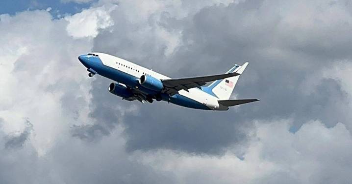 Boeing C-40 painted with 'United States of America' spotted at Gulf Shores International Airport for training