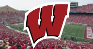 Darrion Dupree runs for 2 TDs, Wisconsin beats Illinois 27