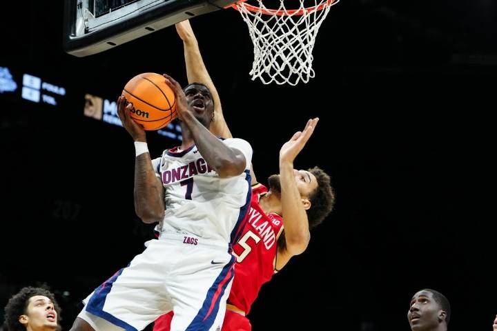 Deadspin | No. 12 Gonzaga runs offensive clinic, thumps Maryland in Vegas