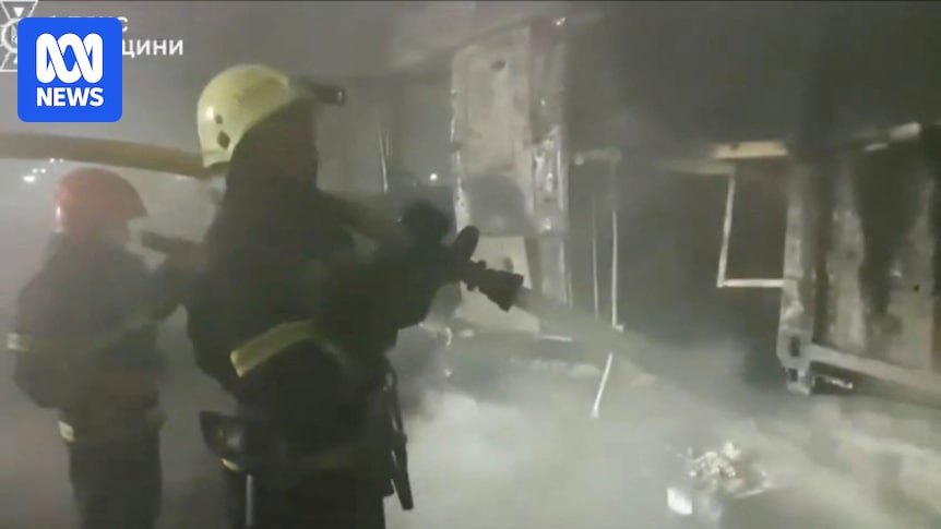 Russian drones kill Ukrainians and Kyiv targets Moscow's oil