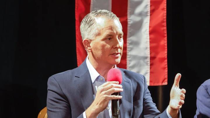 David Jolly has little cash in his run for governor. He’s not worried.