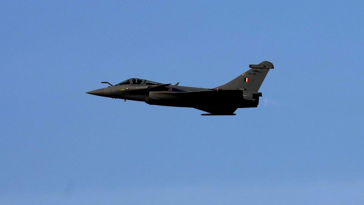 France, Ukraine sign accord allowing Kyiv to acquire up to 100 Rafale jets