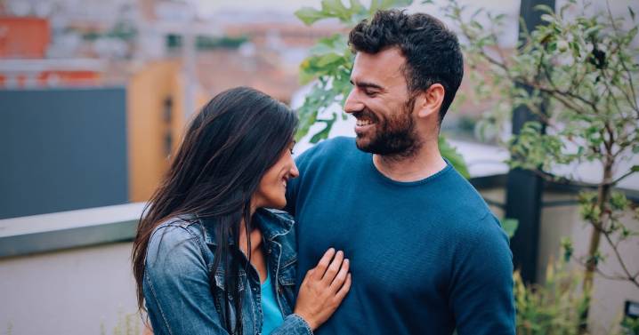 Señales 100% científicas de que alguien te quiere para algo más que una amistad
