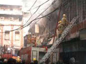 West Bengal: Fire breaks out at electronics warehouse in Kolkata