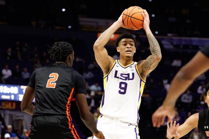 Deadspin | New-look LSU leaning on Jalen Reed as season opens vs. Tarleton State
