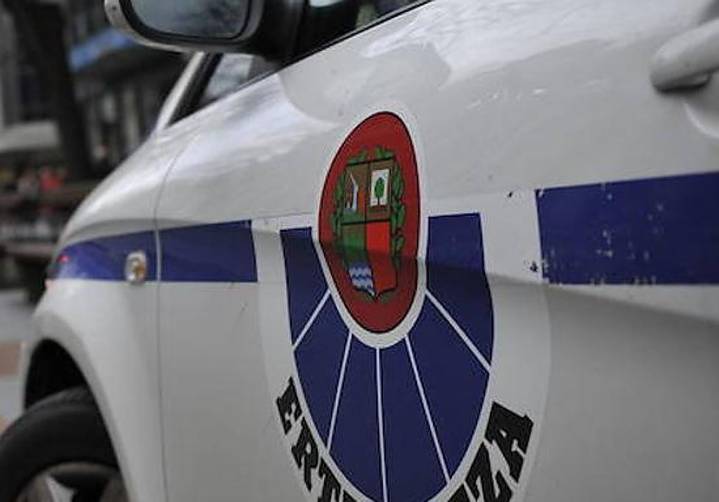 Tres detenidos tras ser sorprendidos in fraganti cuando intentaban robar en una empresa de Tolosa