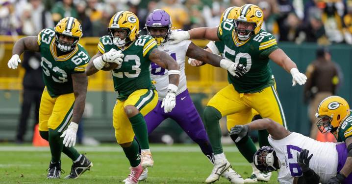 ‘He was very hungry, always wanting to find ways to get better:’ Once Aaron Jones protégé, Packers running back Emanuel Wilson shines in his first NFL start