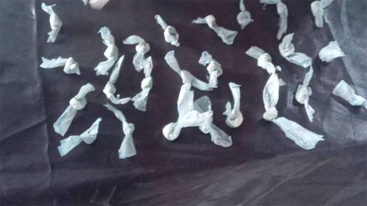 Encontraron 20 gramos de cocaína en un control de acceso a un club de Pinto