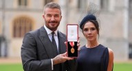 David Beckham es condecorado como caballero por el rey Carlos III en Windsor