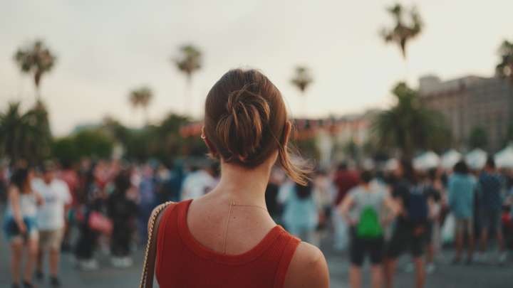 Hacen fila en el Nationals Park para recibir comidas gratuitas de Acción de Gracias