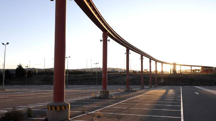 El derribo de Plaza Imperial se llevará por delante su icónico y controvertido monorraíl