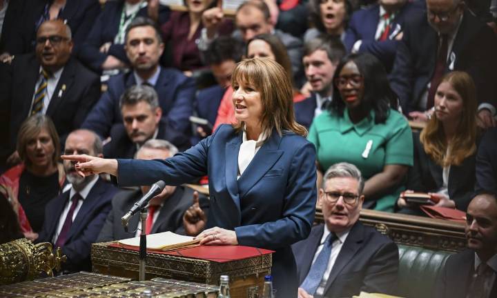 No 10 denies Reeves 'lied to public about £21bn black hole' before budget