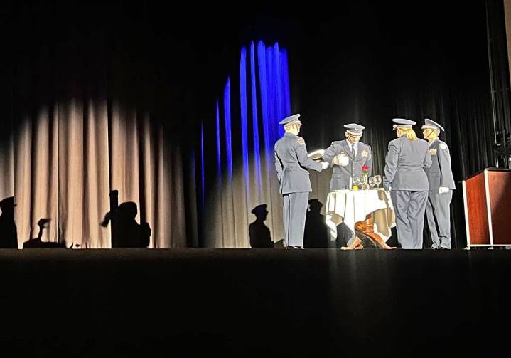 Plum high school students host Veterans Day ceremony