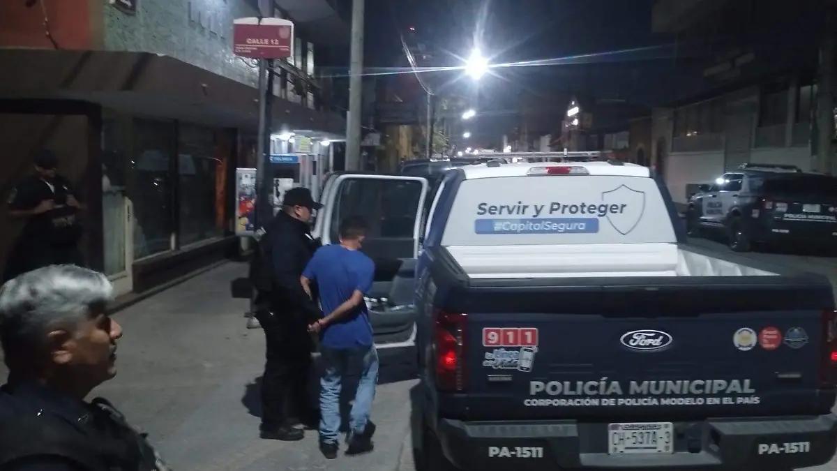 Detienen a presunto ladrón tras asalto a negocio de maquinitas en el centro de Chihuahua