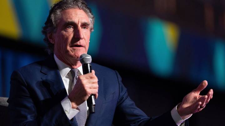 Trump administration announces plan for new oil drilling off the coasts of California and Florida