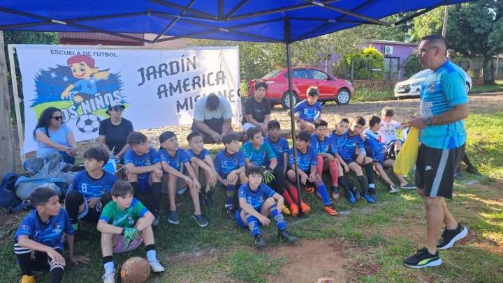 Gonzalo y un día festivo en Jardín América