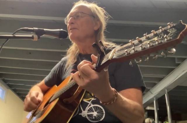 Traverse City to host Robert Downes for a night of storytelling and music