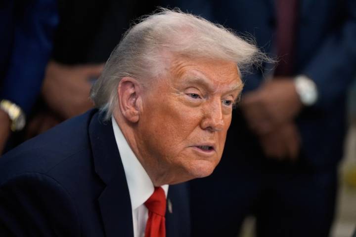 President Trump wants to name new stadium after himself: reports 