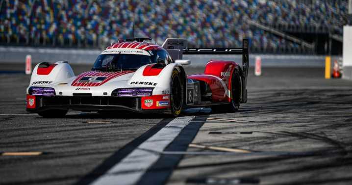 Newgarden, McLaughlin test Porsche 963 at Daytona