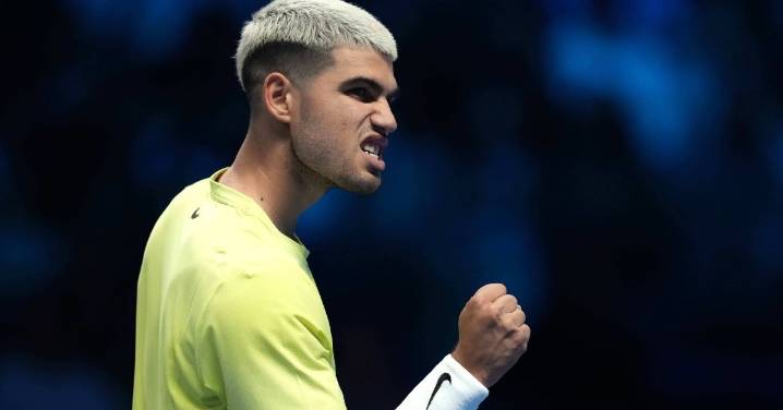 Alcaraz asegura liderato anual con triunfo sobre Musetti