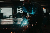 ¿Cómo va la economía de Nuevo León en 2025 frente a México y Estados Unidos?