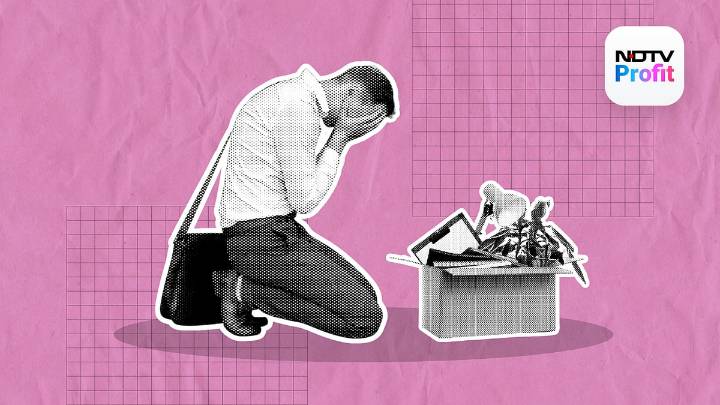 Employee Earning Rs 70 LPA Gets Pink Slip — Internet Goes Crazy On 'Brutal Job Market' Post