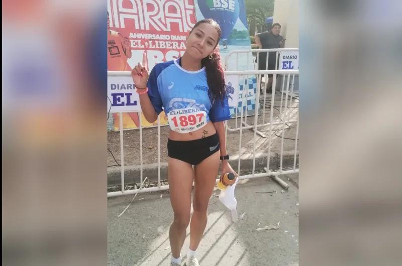 VIDEO. La tucumana Valentina Velárdez ganó en los 10K del maratón de El Liberal