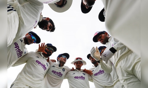 Former cricketers slam India’s team selection strategy after shock collapse in 124