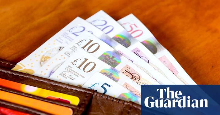 Budget 2025 calculator: find out if you are better or worse off