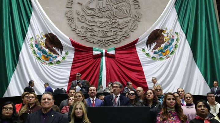 Diputados aprueban una reforma que prohíbe los cobros por cancelación de tarjetas