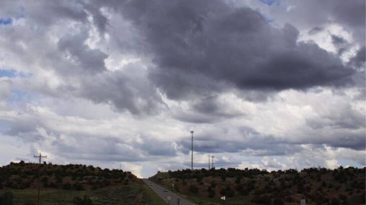 Nubosidad con lluvias de intensidad variable durante este lunes