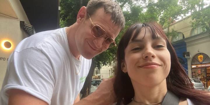 El video viral de Matt Smith, actor de The Crown y House of the Dragon, paseando por Palermo