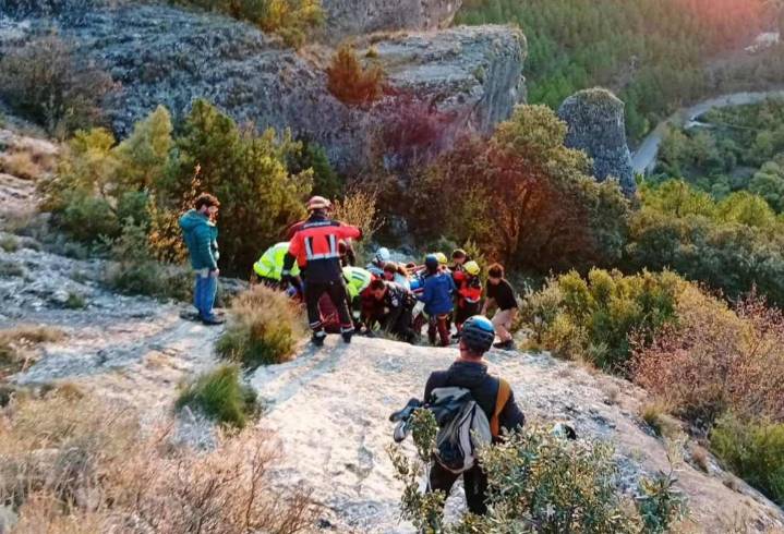 Accidente deportivo en Cuenca: herida una escaladora al caer desde 5 metros de altura
