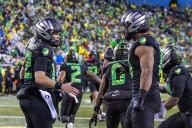Where to watch Oregon vs. Iowa football in top 25 showdown today for free