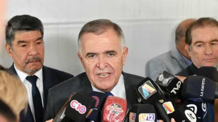 ADEPA repudió la resolución de la Justicia de Tucumán que prohíbe a periodistas criticar fiscales y jueces