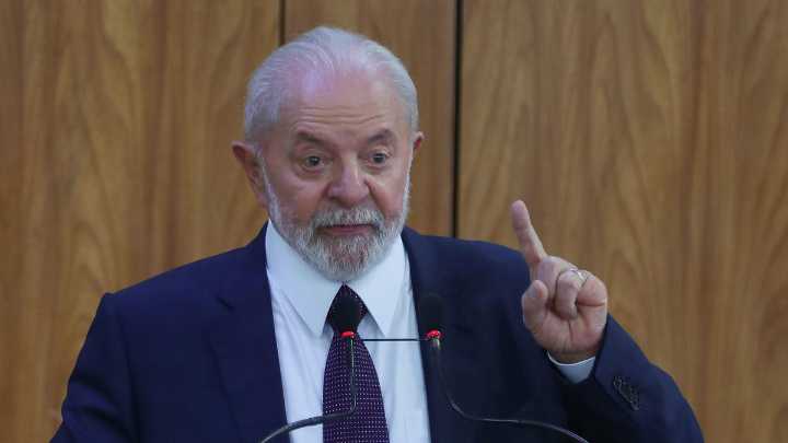 Lula da Silva exime de impuestos a 25 millones de trabajadores y crea un tributo para los "ultrarricos"
