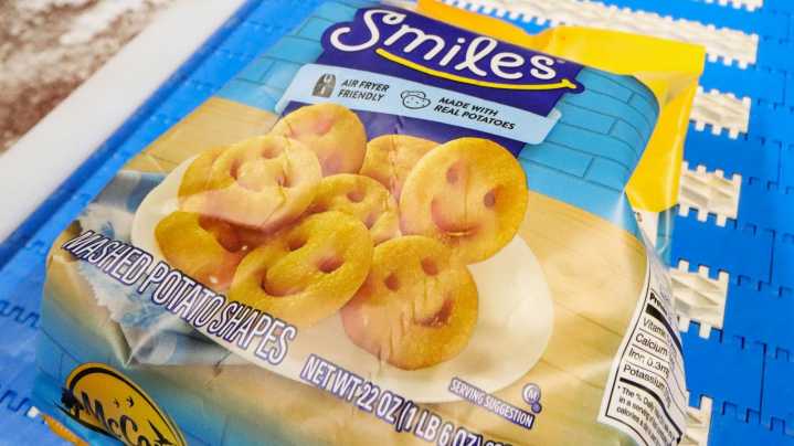 How Do Smiley Fries Get Their Iconic Grin? We Found Out Exactly How They're Made