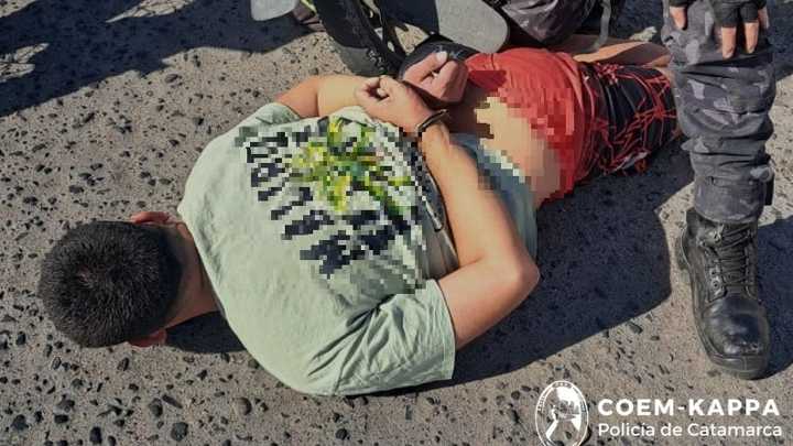 Apuñalaron a una mujer en un intento de arrebato y detuvieron al sospechoso