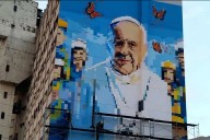 "Fe, trabajo y dignidad": Pintaron un mural del papa Francisco en ciudad entrerriana