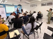 CAPACITAN A PERSONAL DE SALUD EN LENGUAJE DE SEÑAS MEXICANAS PARA FORTALECER LA ATENCIÓN INCLUSIVA