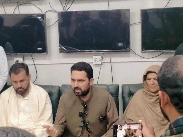 PTI reaches IHC after 15-hour sit-in only to be turned away by CJ Dogar