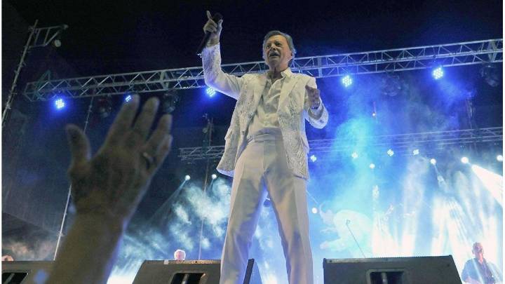 Se canceló el show de Palito Ortega en Paraná por razones de salud