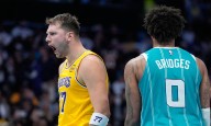 Luka Doncic anota 38 puntos y los Lakers consiguen su sexta victoria en siete juegos